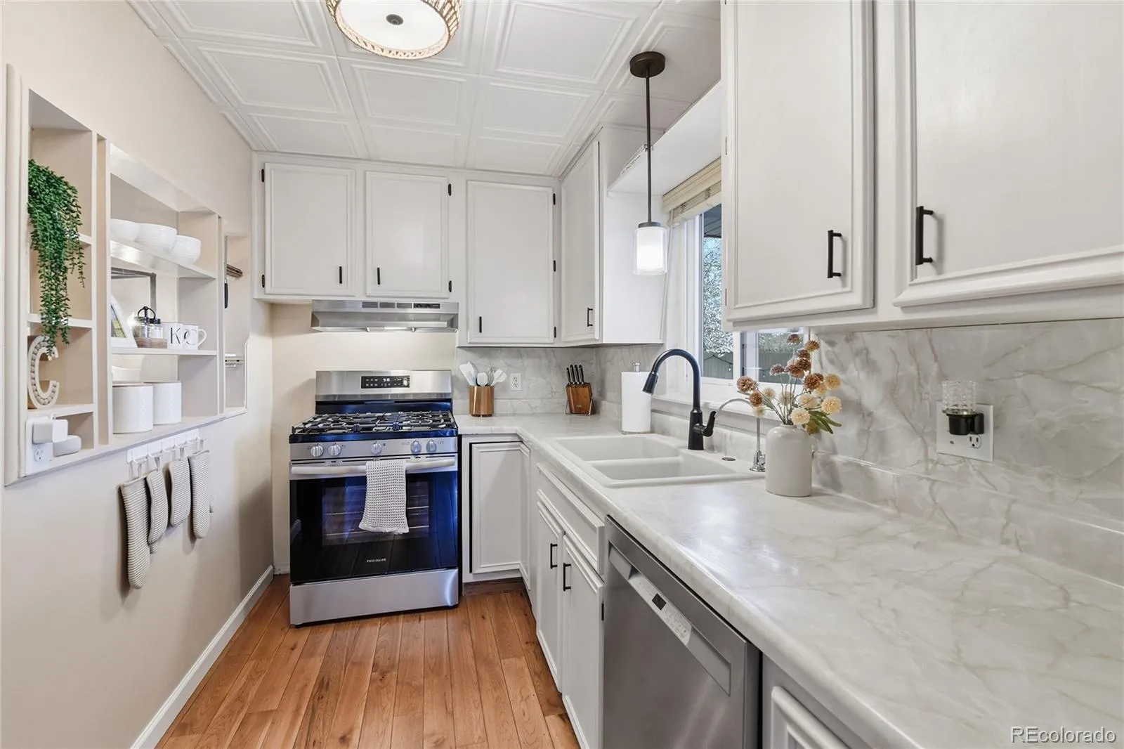 04142026152440 1600 9