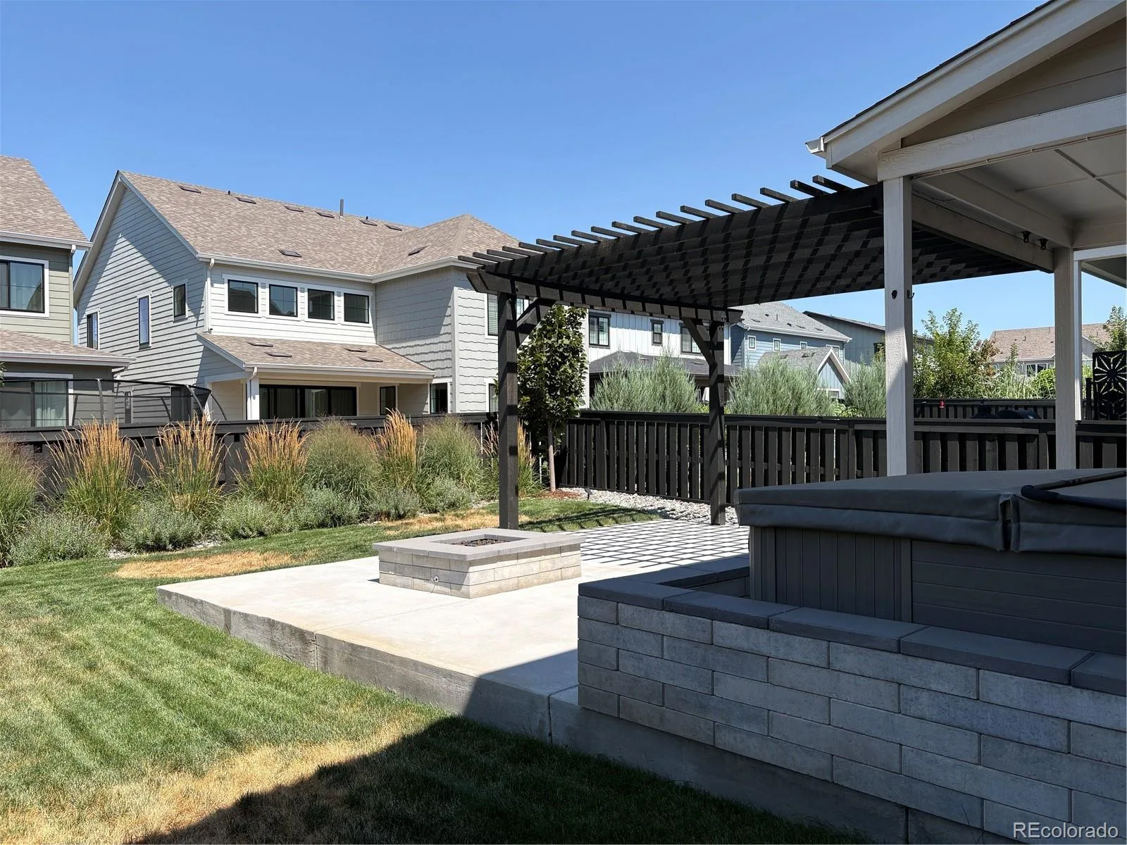 8989 Bellsong Drive Littleton CO 80125 | MLS #REC6418673 08212026153200 1600 12
