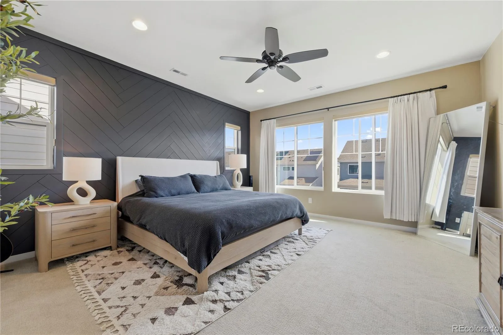 8989 Bellsong Drive Littleton CO 80125 | MLS #REC6418673 08212026153200 1600 21