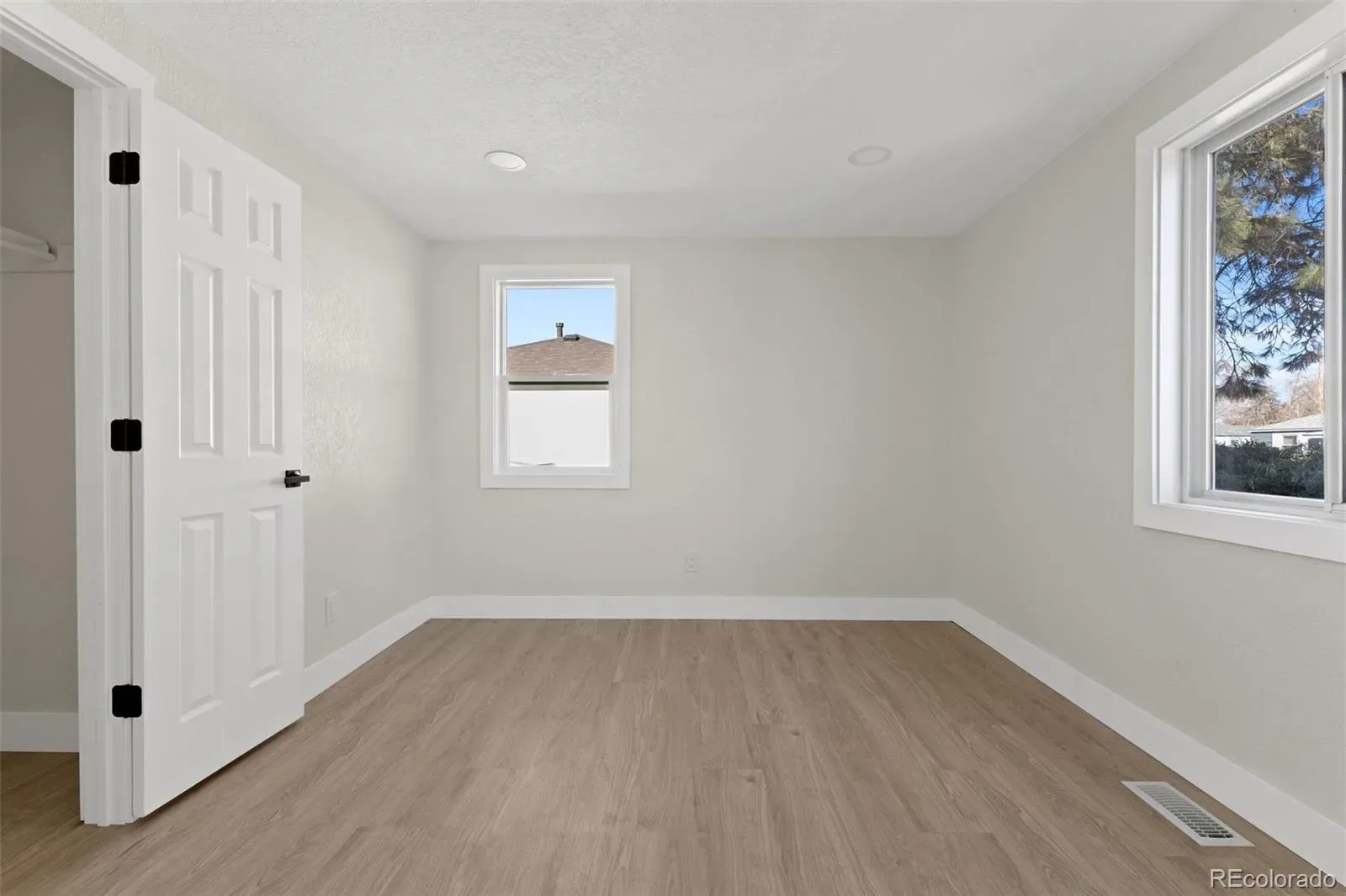 03272026162847 1600 16