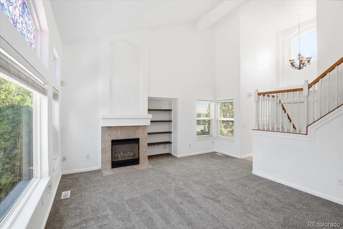 3449 S Espana Court Aurora CO 80013 MLS #REC6421350 05232026103010 1200 14