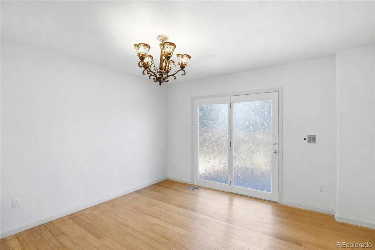 3449 S Espana Court Aurora CO 80013 MLS #REC6421350 05232026103010 1200 20