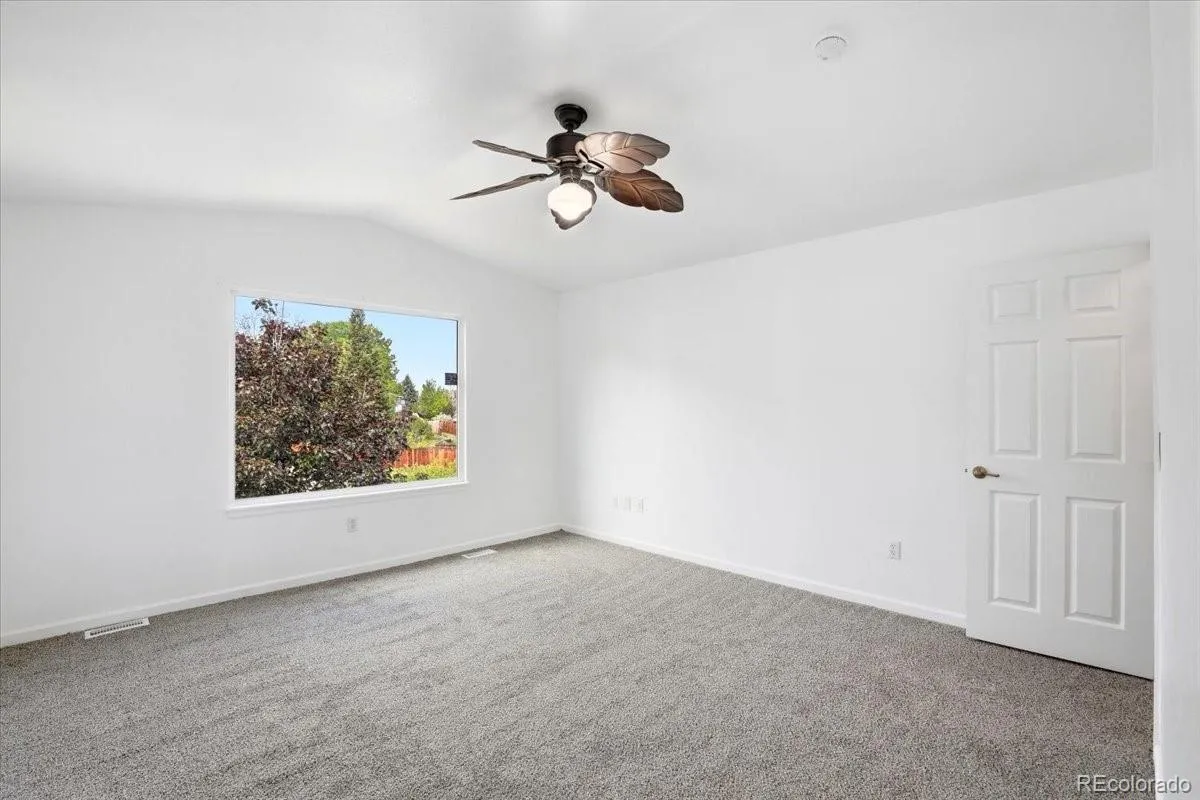 3449 S Espana Court Aurora CO 80013 MLS #REC6421350 05232026103010 1200 25