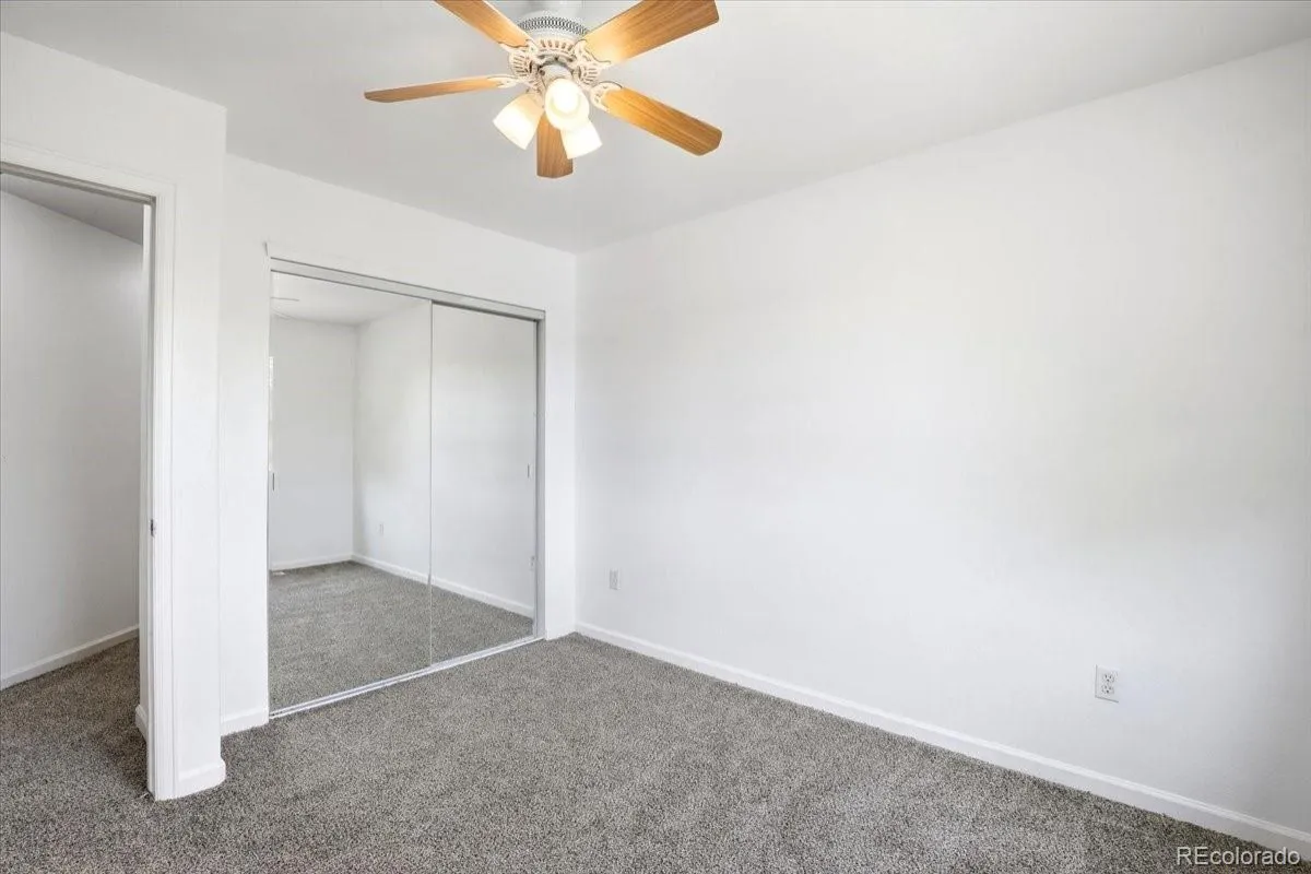 3449 S Espana Court Aurora CO 80013 MLS #REC6421350 05232026103010 1200 33