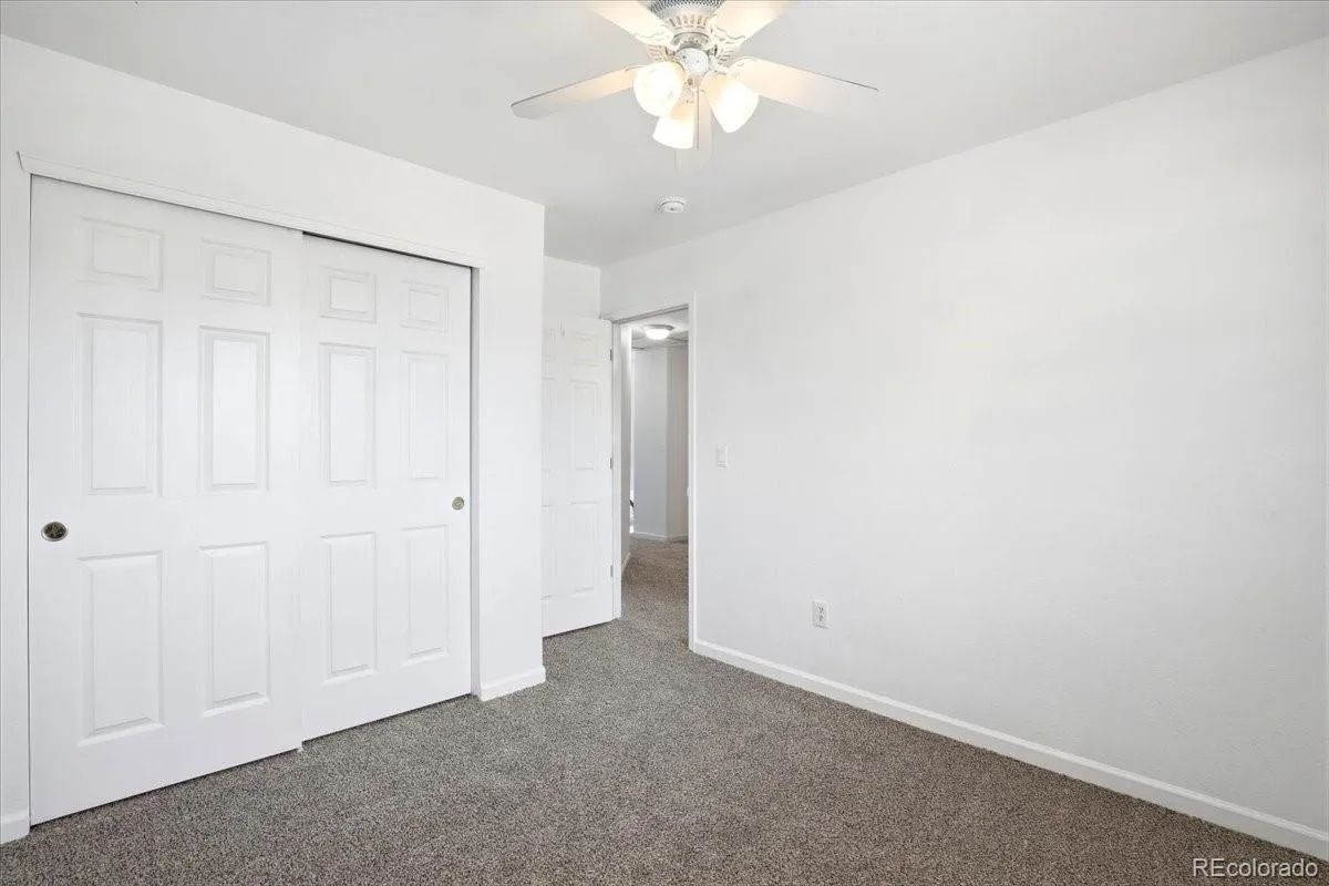3449 S Espana Court Aurora CO 80013 MLS #REC6421350 05232026103010 1200 35