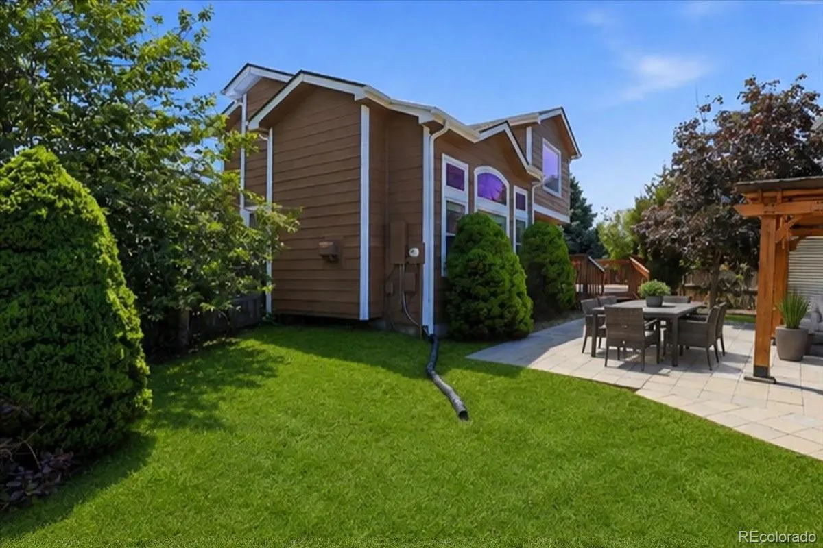 3449 S Espana Court Aurora CO 80013 MLS #REC6421350 05232026103010 1200 7