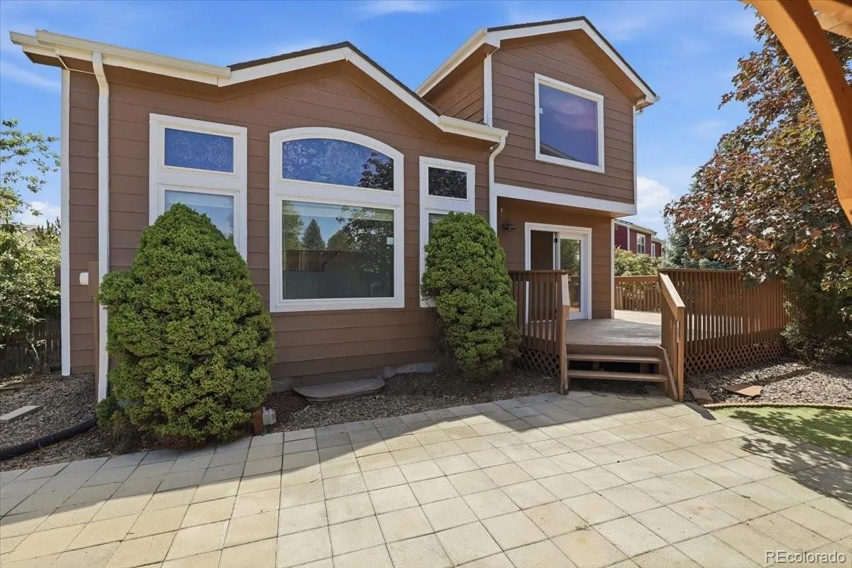 3449 S Espana Court Aurora CO 80013 MLS #REC6421350 05232026103010 1200 8