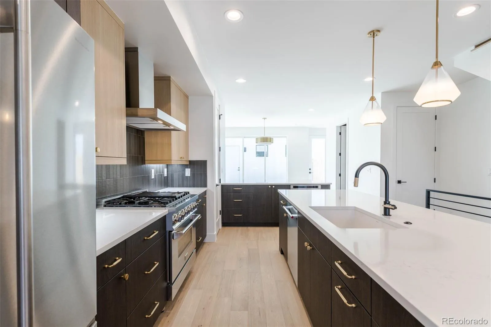 2404 S Cherokee Street Denver CO 80223 MLS #REC6421629 05232026095147 1600 1