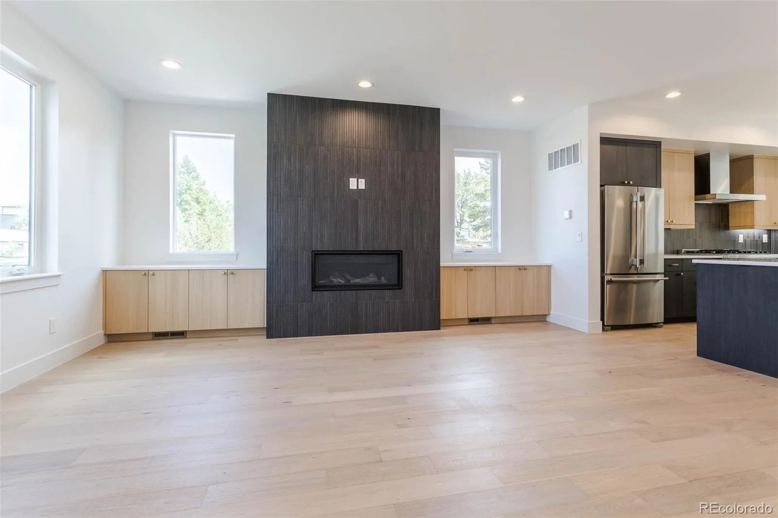 2404 S Cherokee Street Denver CO 80223 MLS #REC6421629 05232026095147 1600 2