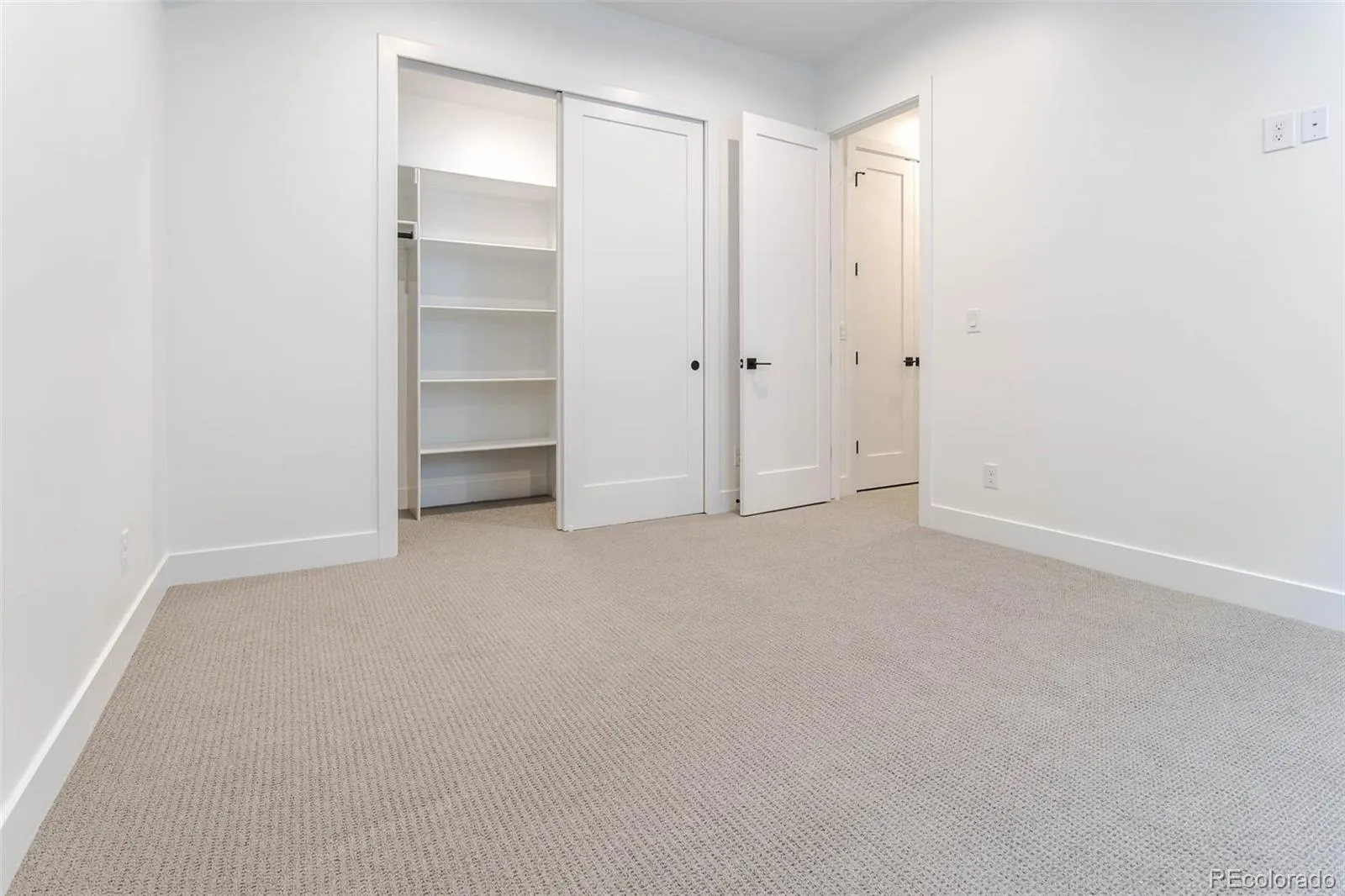 2404 S Cherokee Street Denver CO 80223 MLS #REC6421629 05232026095147 1600 21