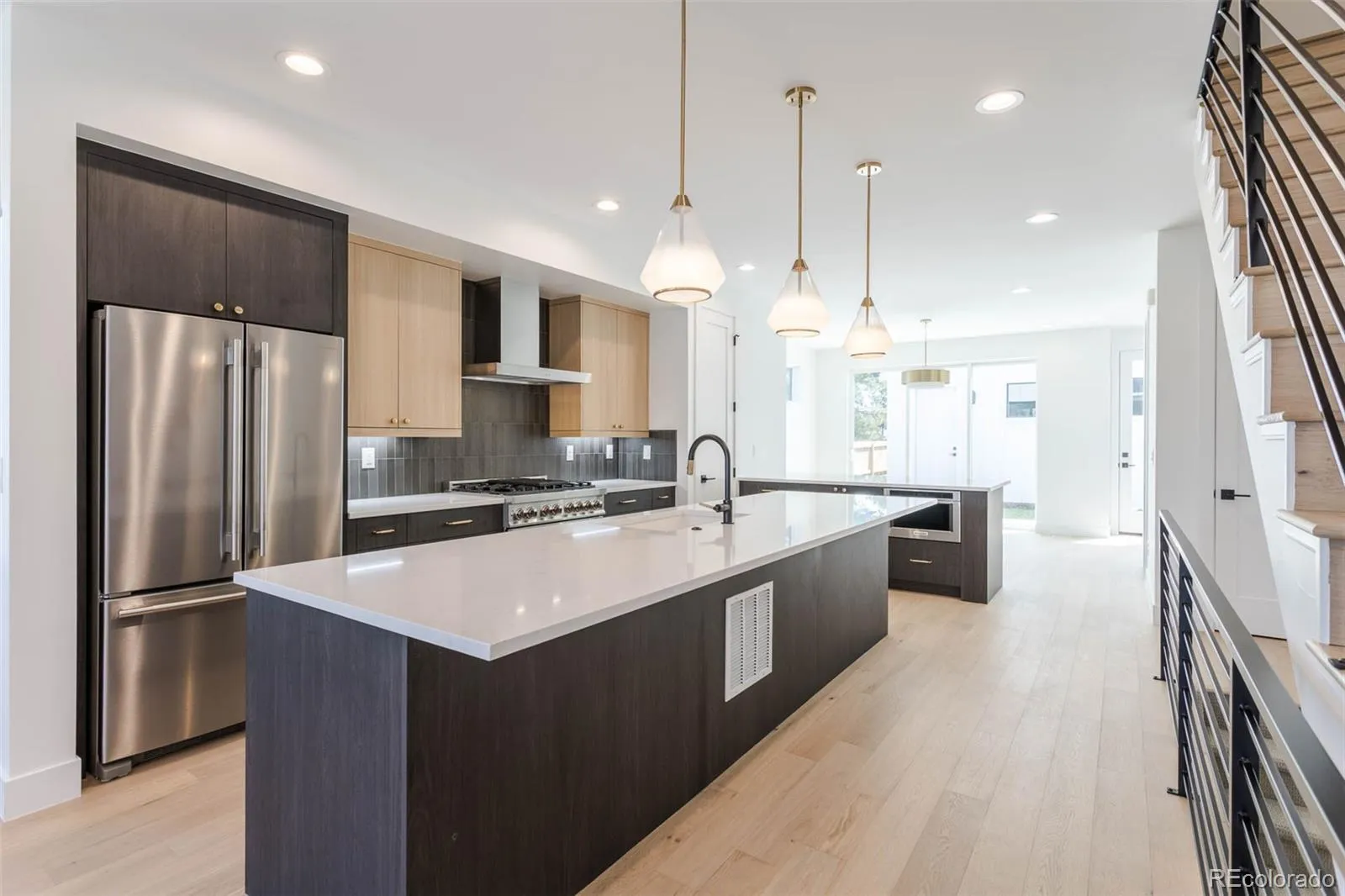 2404 S Cherokee Street Denver CO 80223 MLS #REC6421629 05232026095147 1600 3