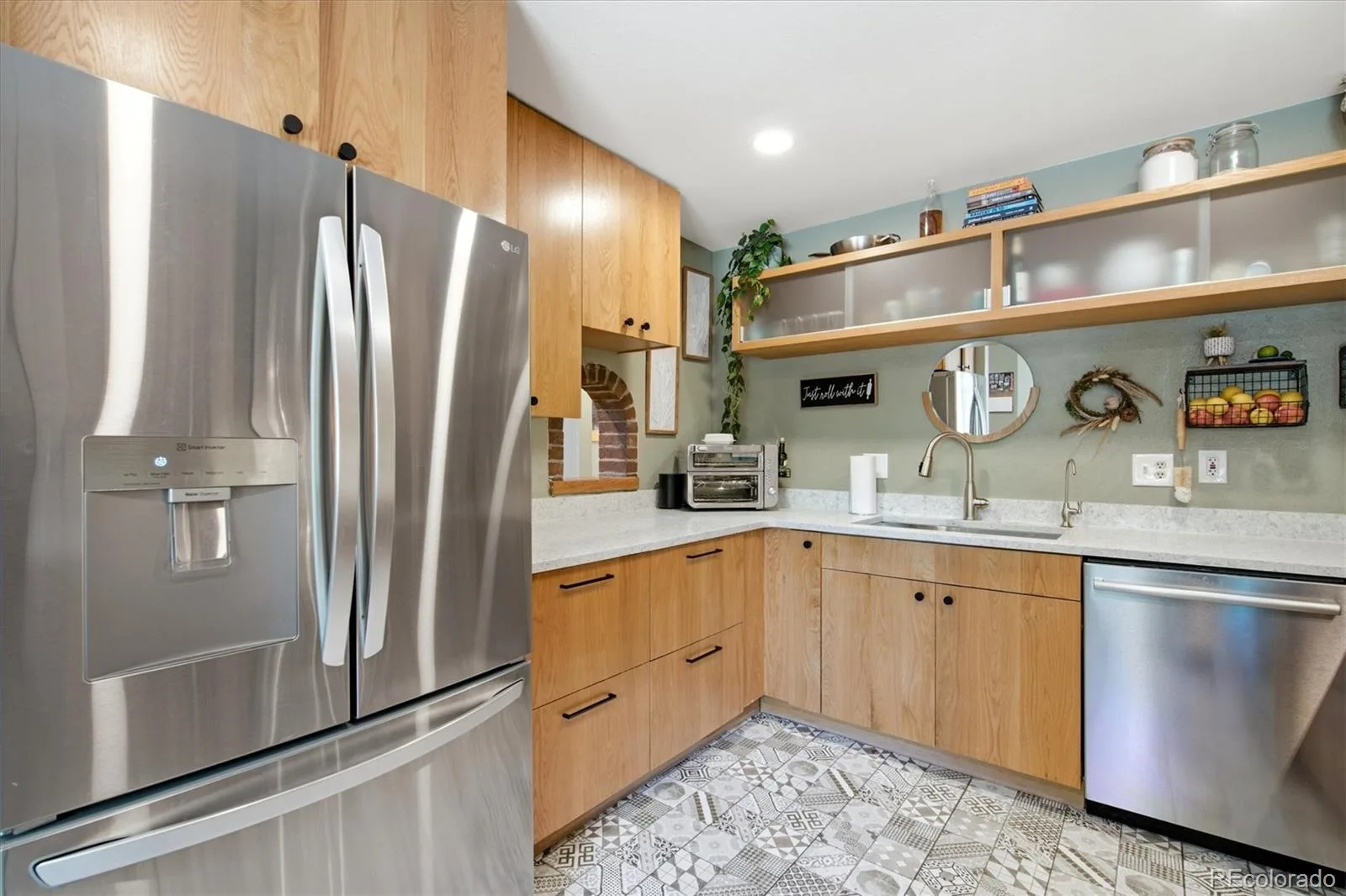 643 Brentwood Street Lakewood CO 80214 | MLS #REC6421972 08292026164733 1600 10