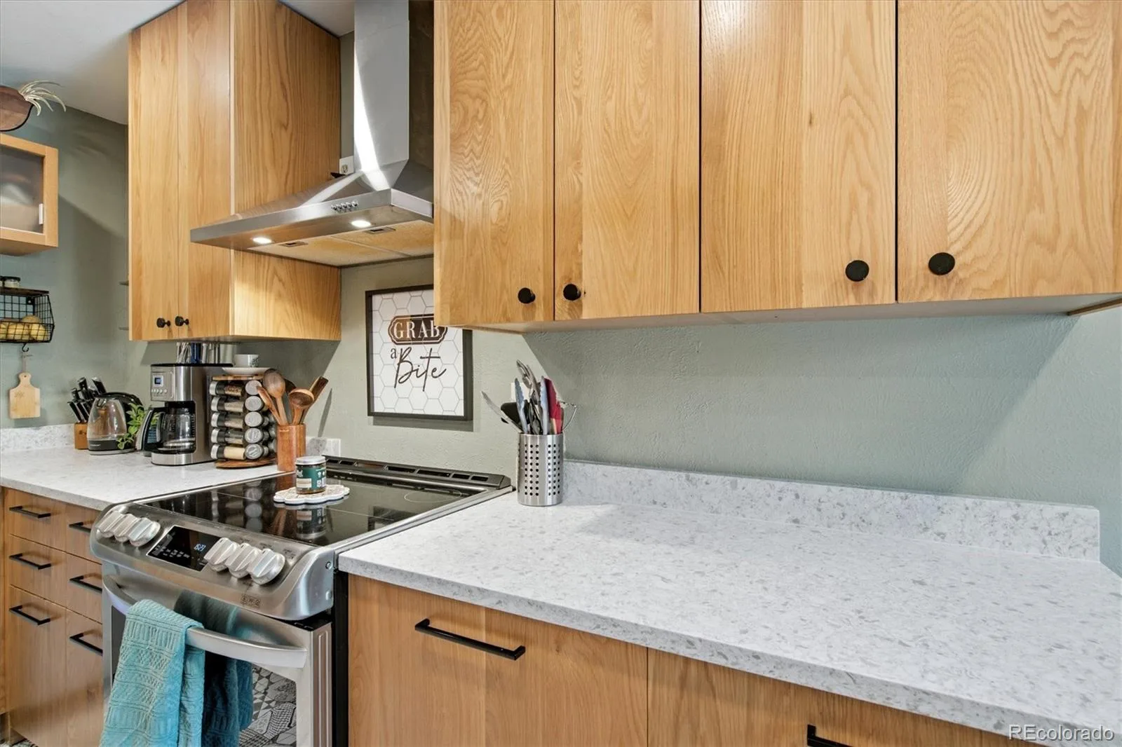 643 Brentwood Street Lakewood CO 80214 | MLS #REC6421972 08292026164733 1600 12