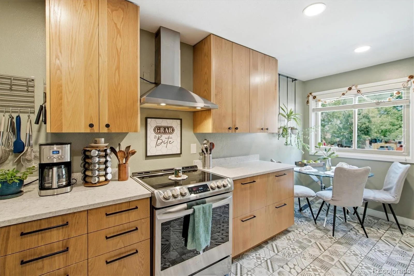 643 Brentwood Street Lakewood CO 80214 | MLS #REC6421972 08292026164733 1600 13