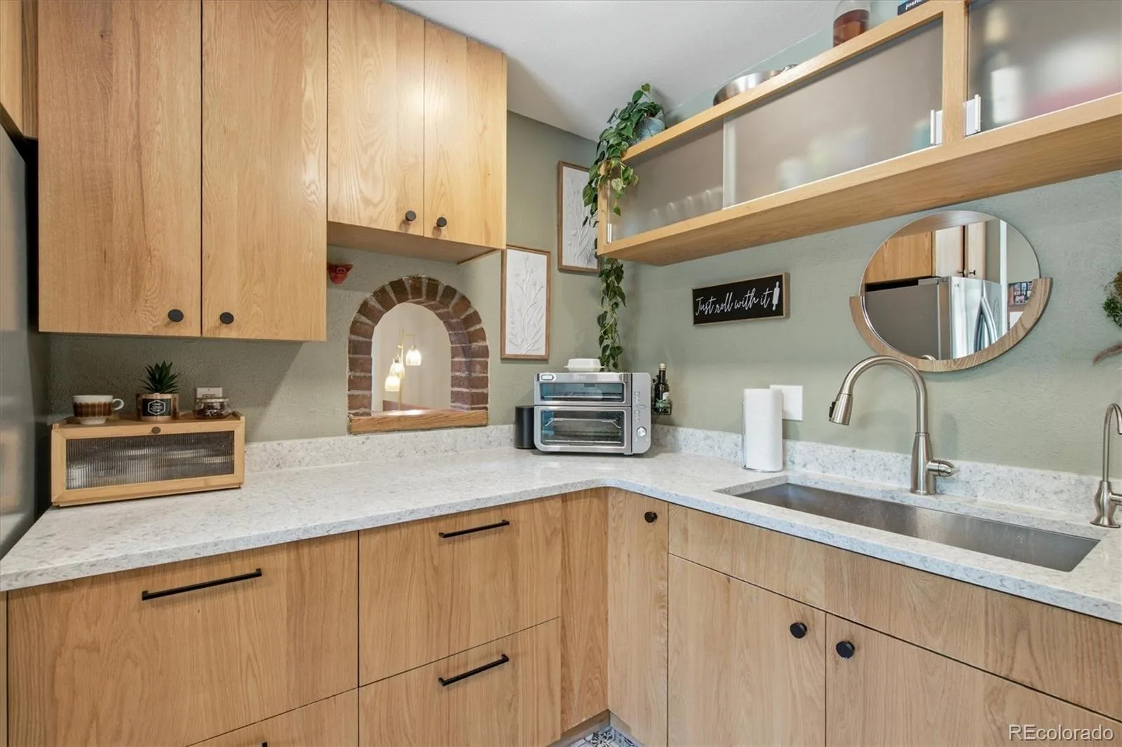 643 Brentwood Street Lakewood CO 80214 | MLS #REC6421972 08292026164733 1600 15
