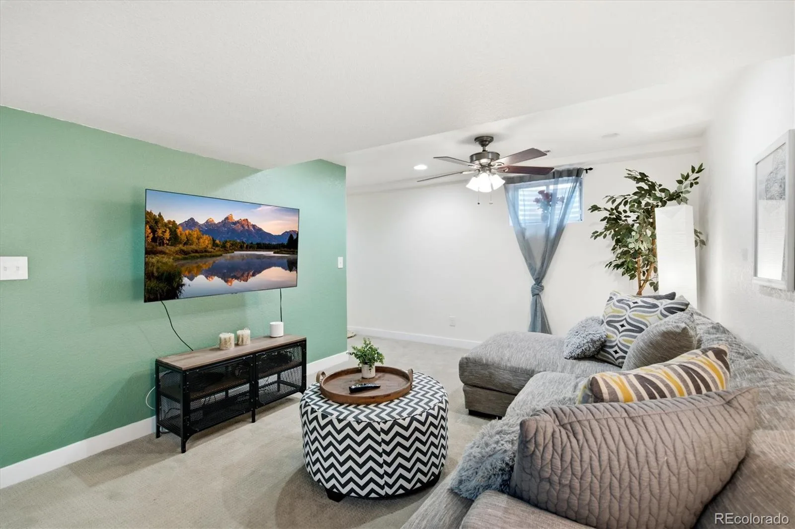 643 Brentwood Street Lakewood CO 80214 | MLS #REC6421972 08292026164733 1600 28