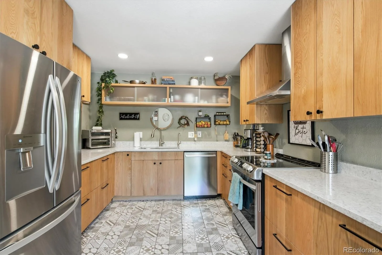 643 Brentwood Street Lakewood CO 80214 | MLS #REC6421972 08292026164733 1600 9