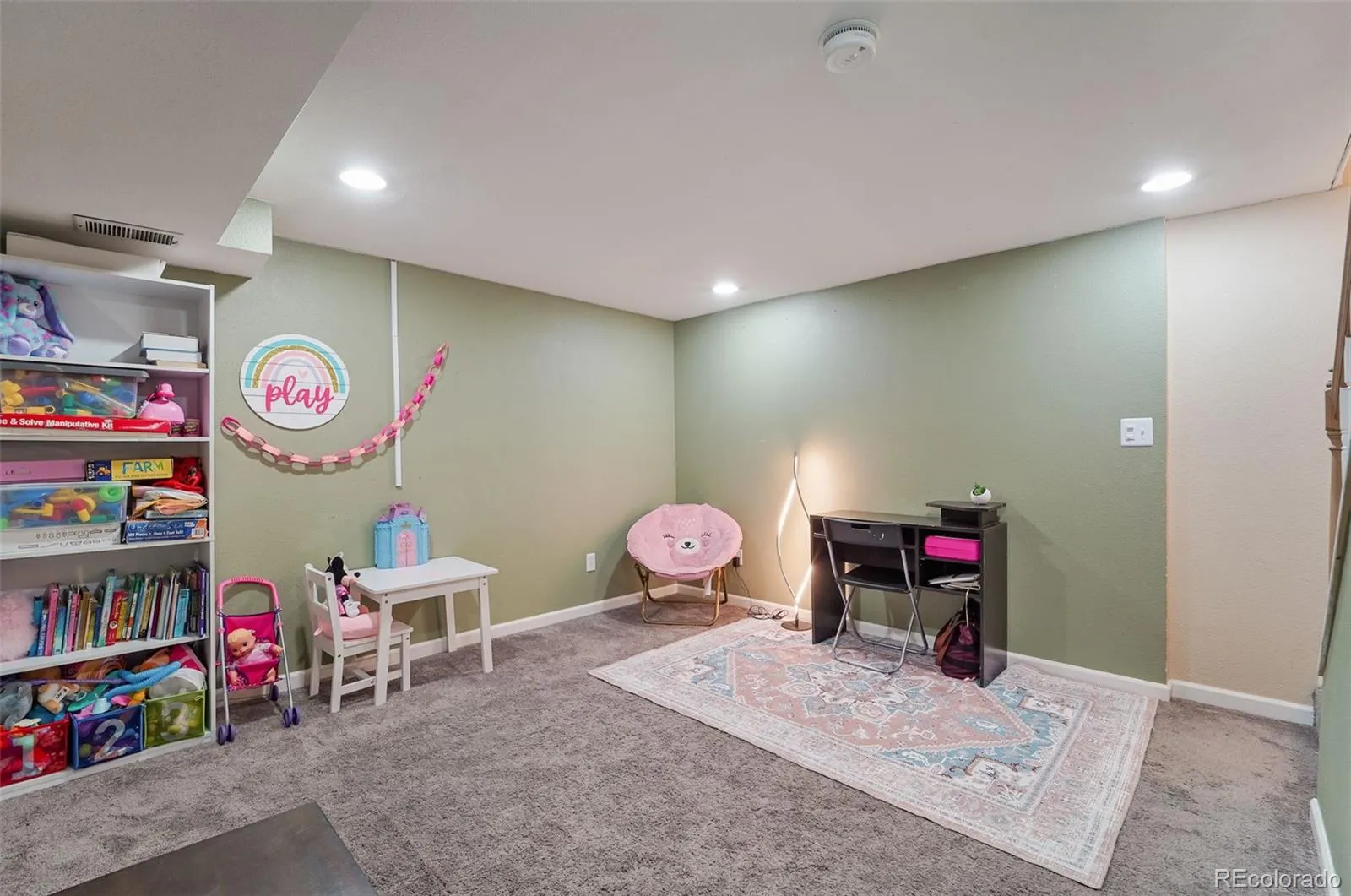 5809 S Pearl Street Centennial CO 80121 | MLS #REC6425004 04132026181032 1600 28