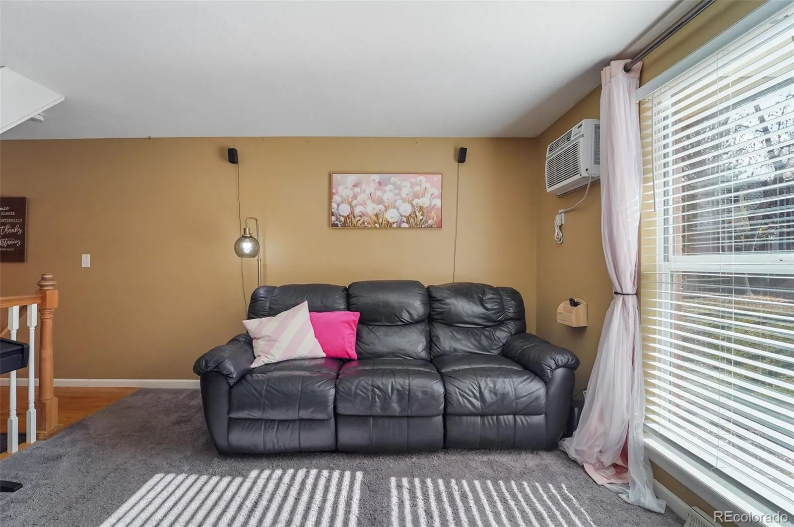5809 S Pearl Street Centennial CO 80121 | MLS #REC6425004 04132026181032 1600 4