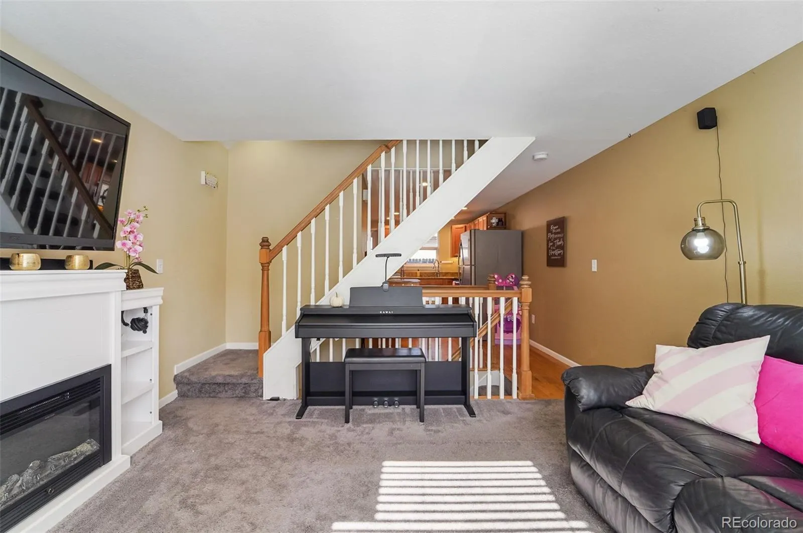 5809 S Pearl Street Centennial CO 80121 | MLS #REC6425004 04132026181032 1600 8