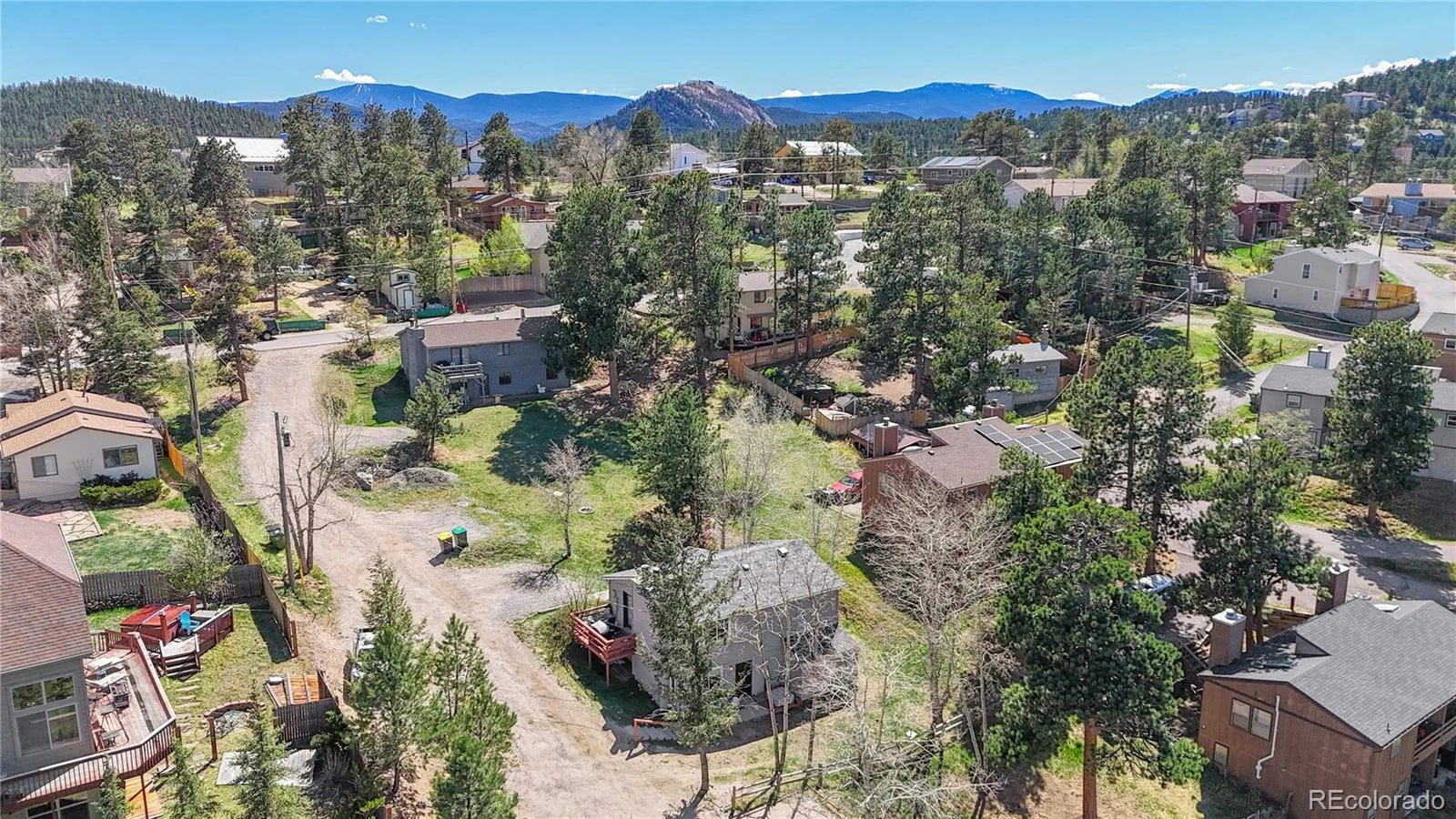 30575 Hilltop Drive Evergreen CO 80439 | MLS #REC6426601 08222026015355 1600 25