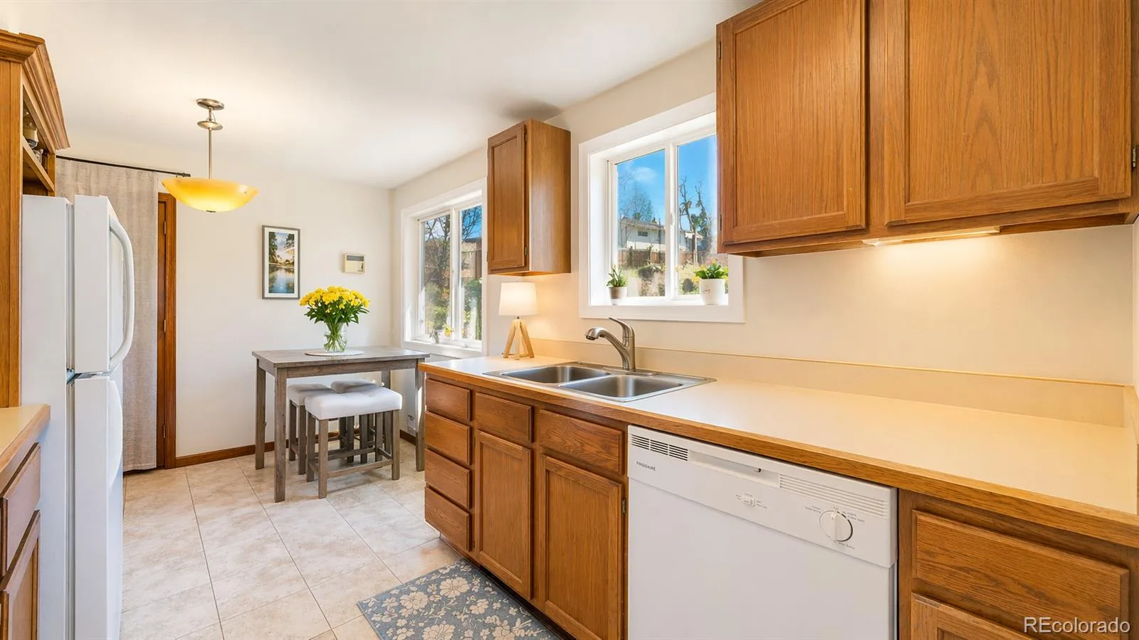 30575 Hilltop Drive Evergreen CO 80439 | MLS #REC6426601 08222026015355 1600 7