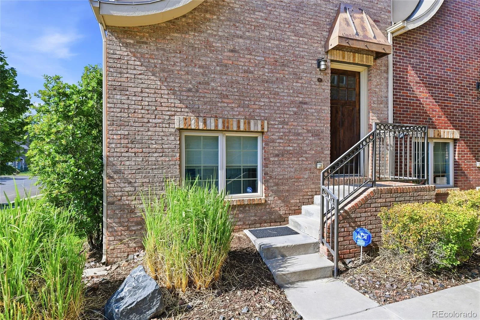 936 S Pearl Street #101 Denver CO 80209 | MLS #REC6426858 08112026224227 1600 10