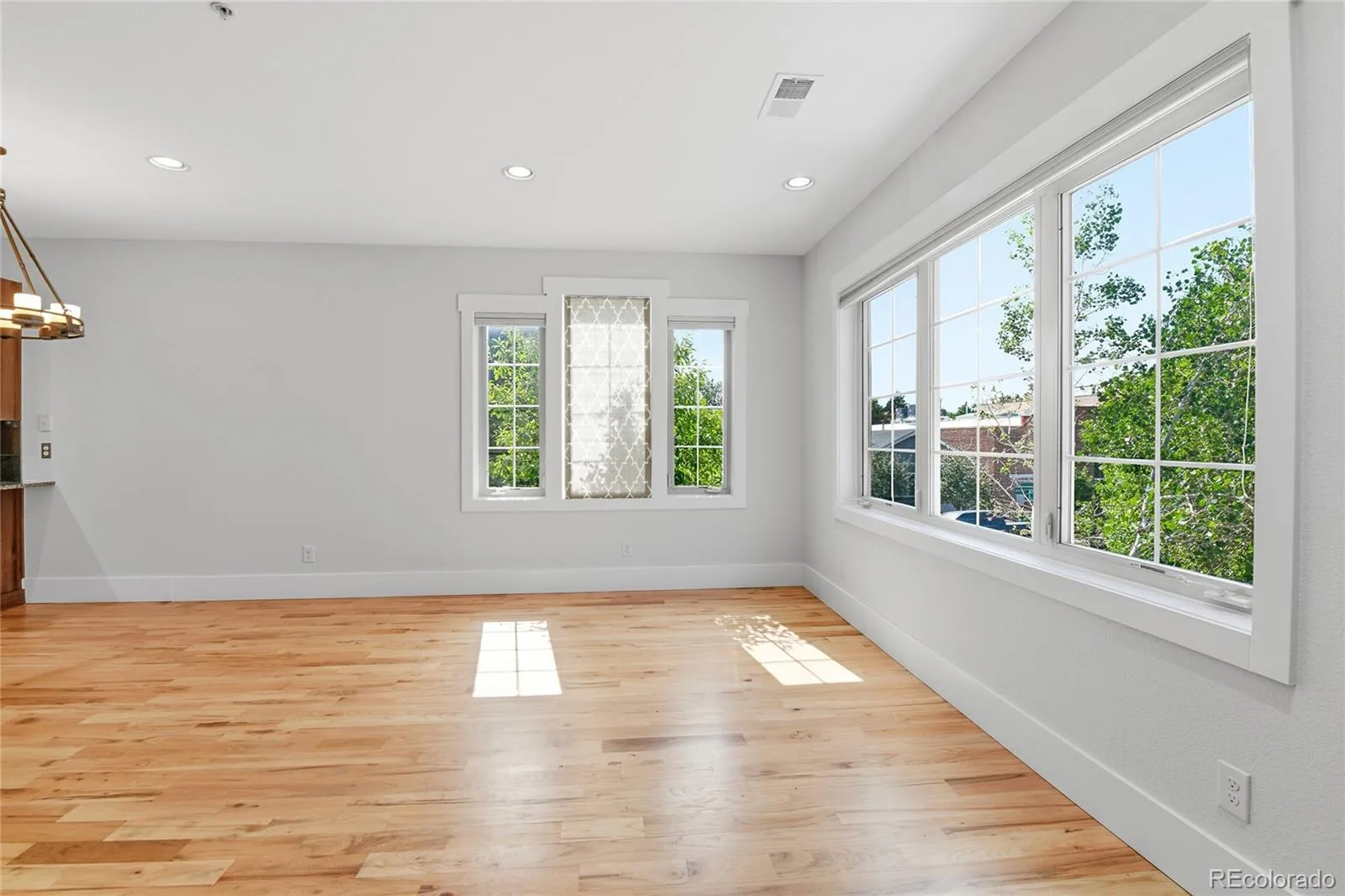 936 S Pearl Street #101 Denver CO 80209 | MLS #REC6426858 08112026224227 1600 22