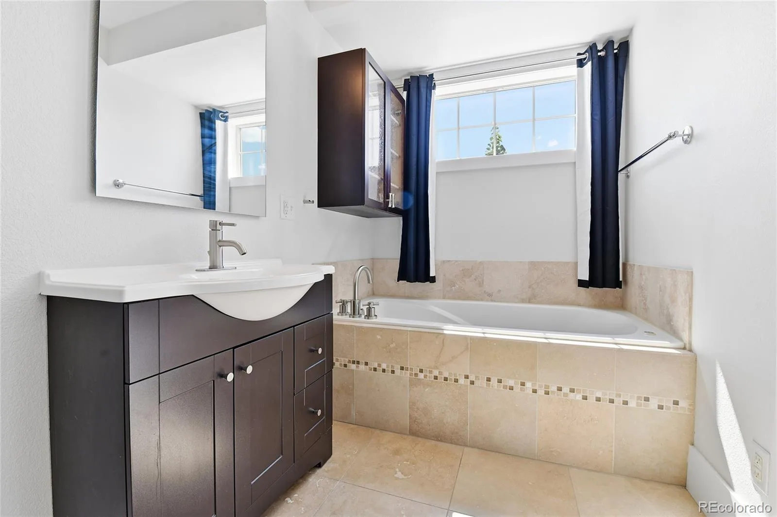 936 S Pearl Street #101 Denver CO 80209 | MLS #REC6426858 08112026224227 1600 28