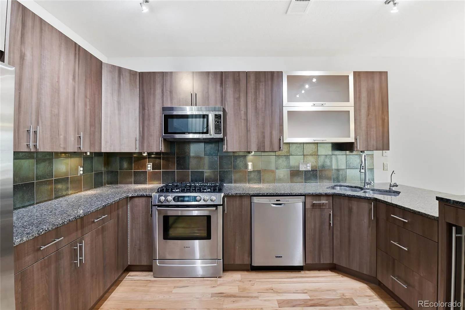 936 S Pearl Street #101 Denver CO 80209 | MLS #REC6426858 08112026224227 1600 3