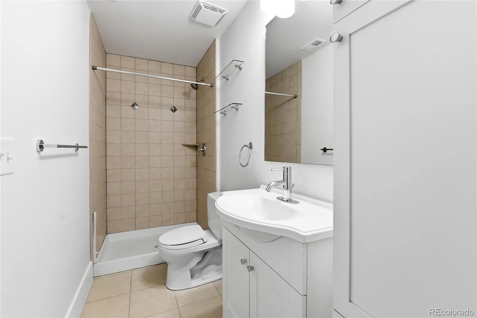 936 S Pearl Street #101 Denver CO 80209 | MLS #REC6426858 08112026224227 1600 31