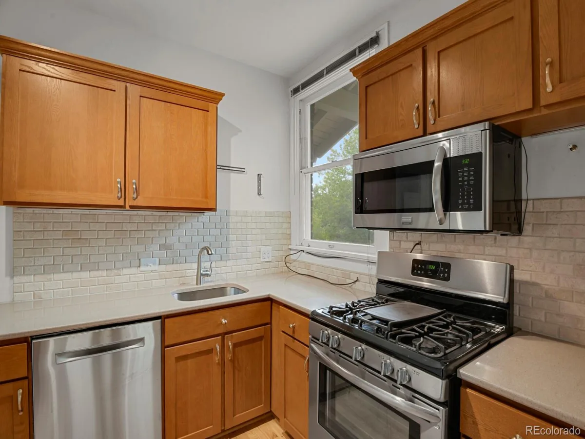 1890 Cherry Street Denver CO 80220 MLS #REC6428055 06042026142348 1200 10