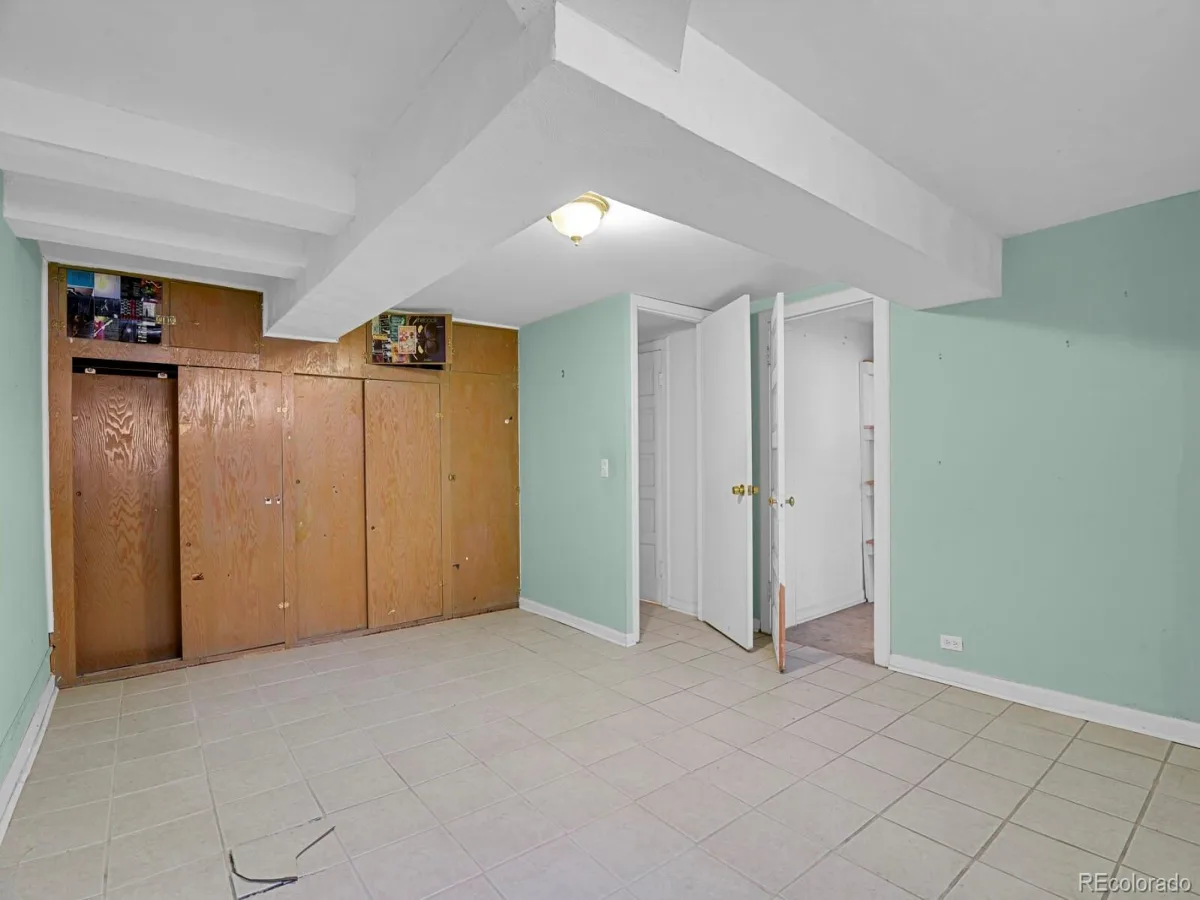 1890 Cherry Street Denver CO 80220 MLS #REC6428055 06042026142348 1200 18