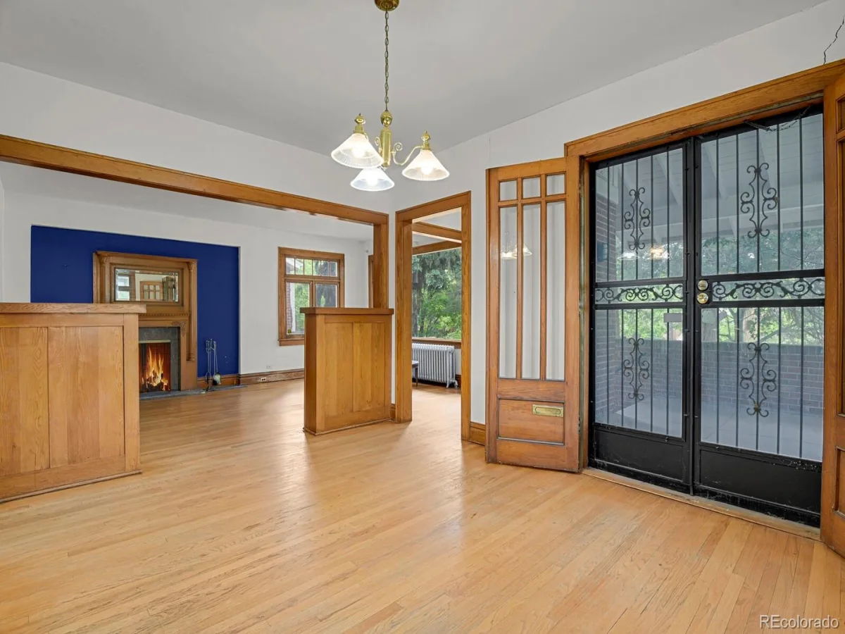 1890 Cherry Street Denver CO 80220 MLS #REC6428055 06042026142348 1200 3