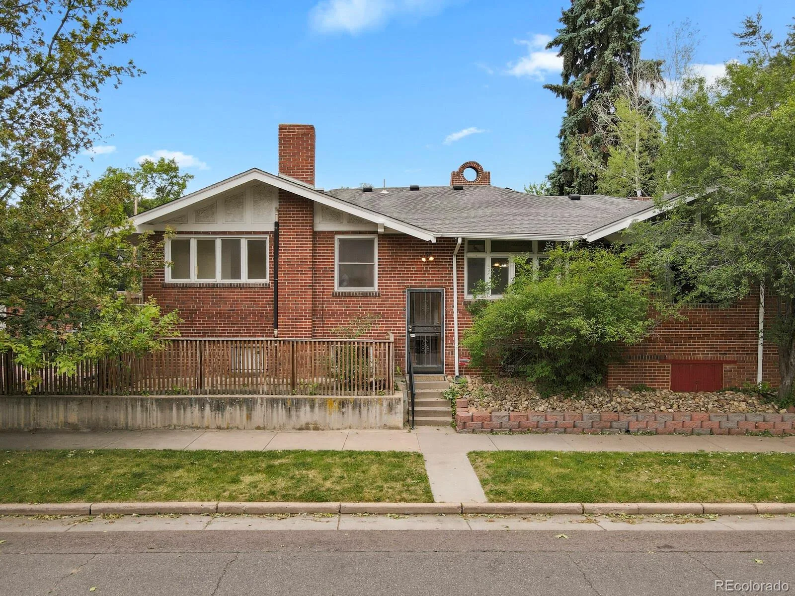 1890 Cherry Street Denver CO 80220 MLS #REC6428055 06042026142348 1600 24