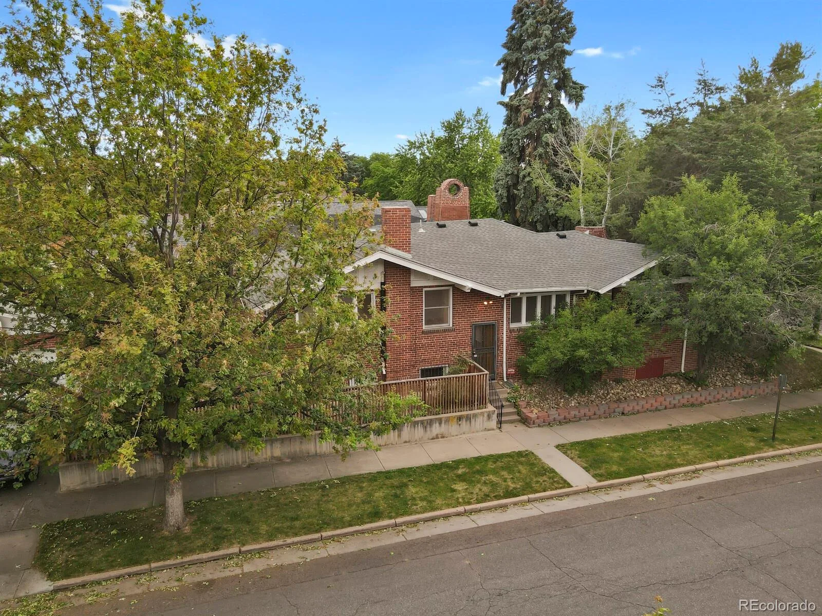 1890 Cherry Street Denver CO 80220 MLS #REC6428055 06042026142348 1600 25