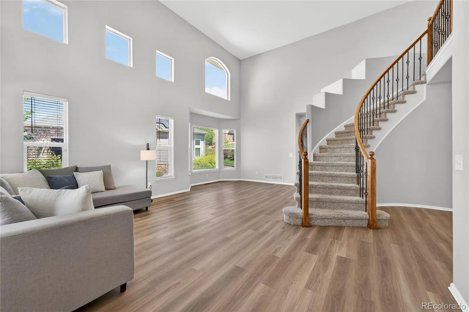 7218 S Ukraine Street Aurora CO 80016 MLS #REC6428632 05142026134532 1600 2