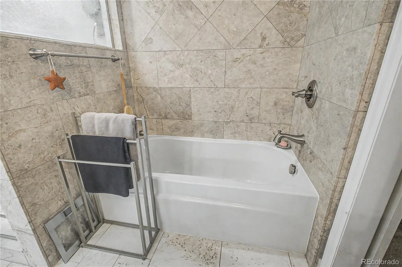 5807 W 81st Place Arvada CO 80003 MLS #REC6428642 06282026205033 1600 35