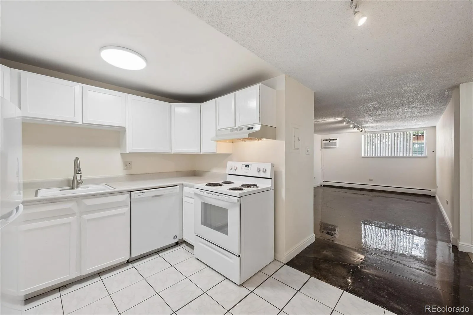 1050 N Lafayette Street #108 Denver CO 80218 | MLS #REC6429738 08182026154601 1600 8