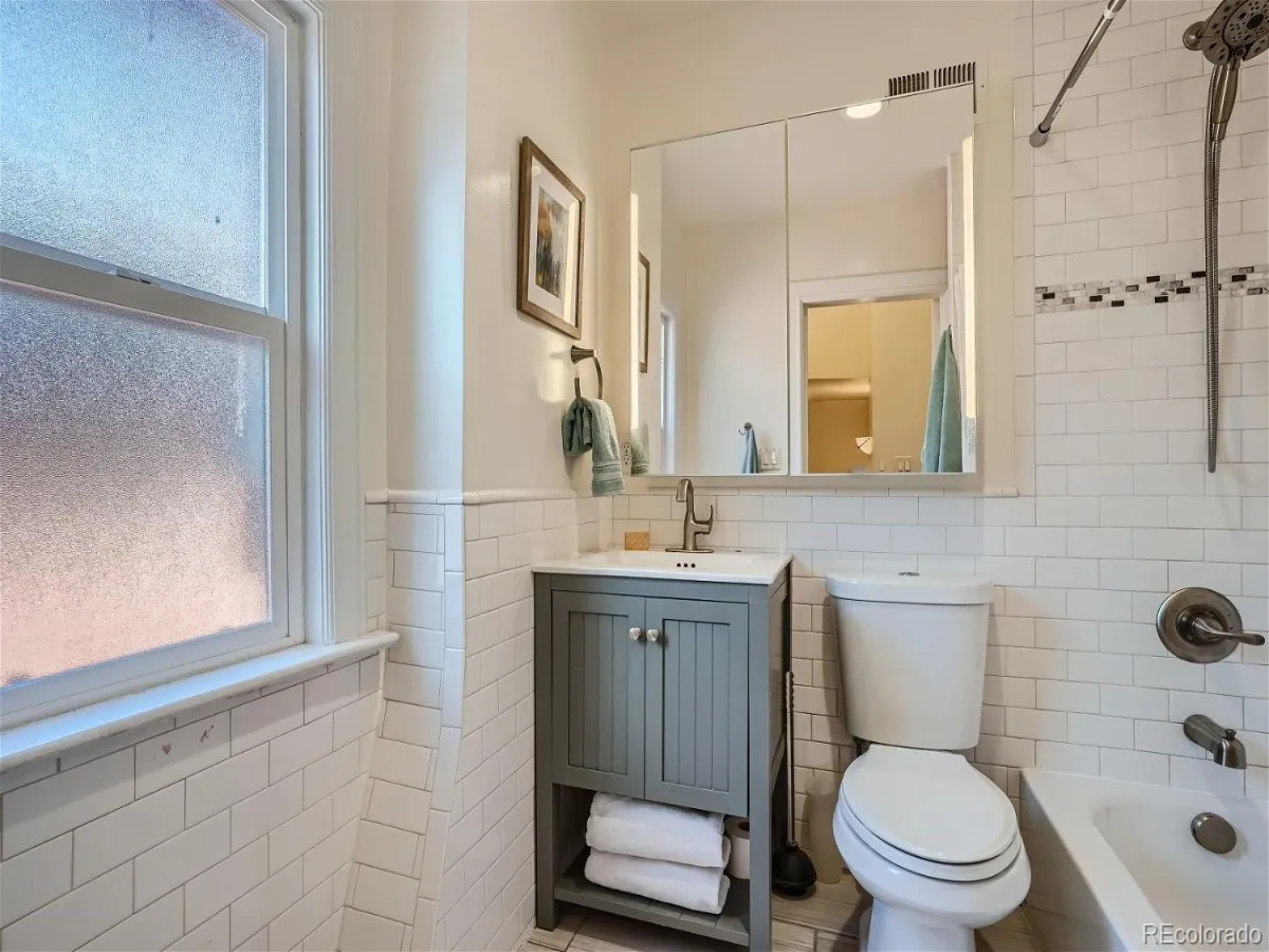 1516 Cook Street Denver CO 80206 MLS #REC6432207 04302026234107 1200 18