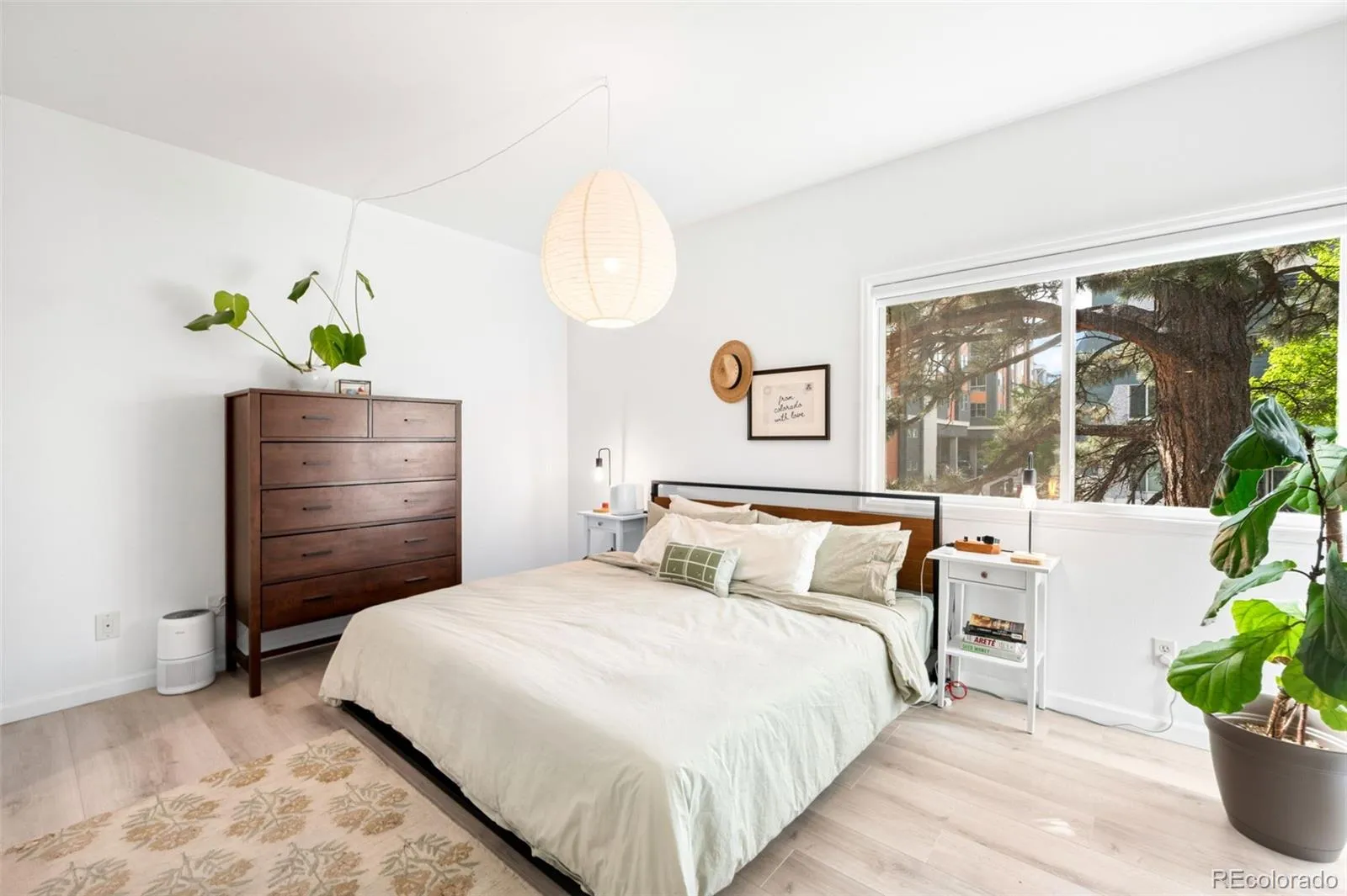 04192026013256 1600 14