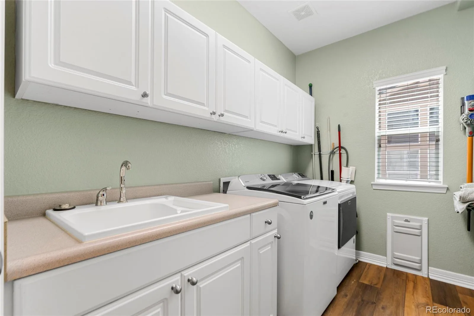 11943 Song Bird Hills Street Parker CO 80138 | MLS #REC6437271 08192026195935 1600 24