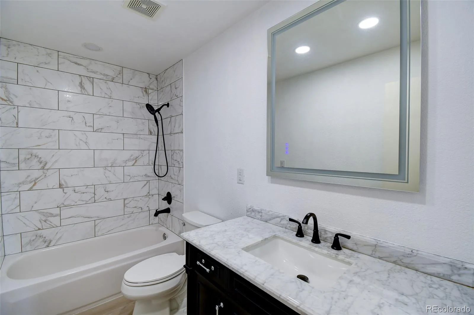 7857 S University Way Centennial CO 80122 | MLS #REC6438860 07192026133846 1600 18