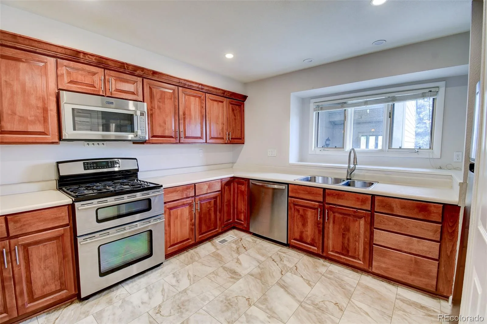 7857 S University Way Centennial CO 80122 | MLS #REC6438860 07192026133846 1600 3