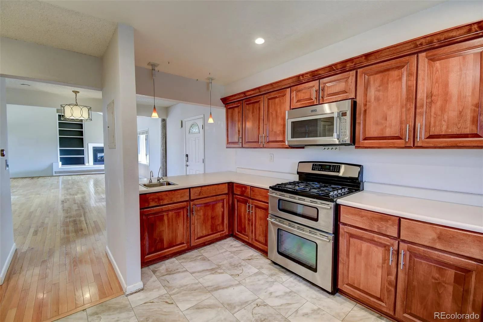 7857 S University Way Centennial CO 80122 | MLS #REC6438860 07192026133846 1600 6