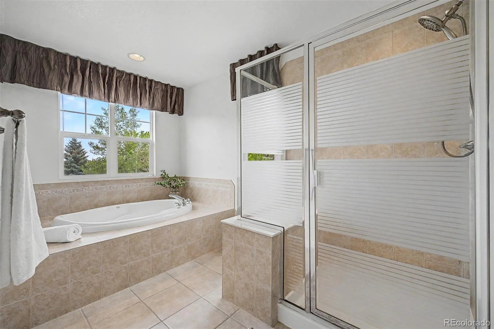 7318 S Millbrook Street Aurora CO 80016 | MLS #REC6439958 08052026143737 1600 29