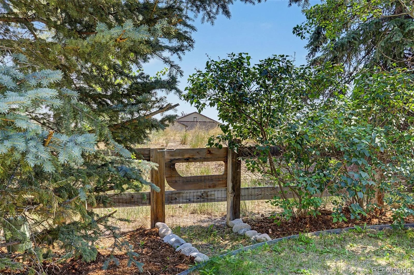 7318 S Millbrook Street Aurora CO 80016 | MLS #REC6439958 08052026143737 1600 43