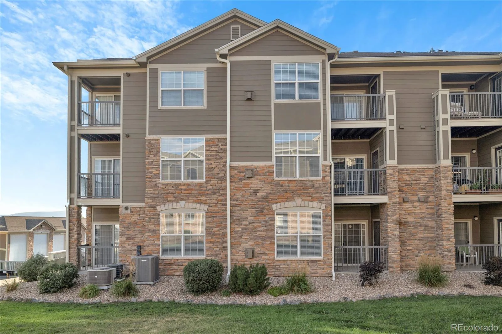 1425 Blue Sky Circle #15-107 Erie CO 80516 | MLS #REC6442065 07312026175403 1600 34