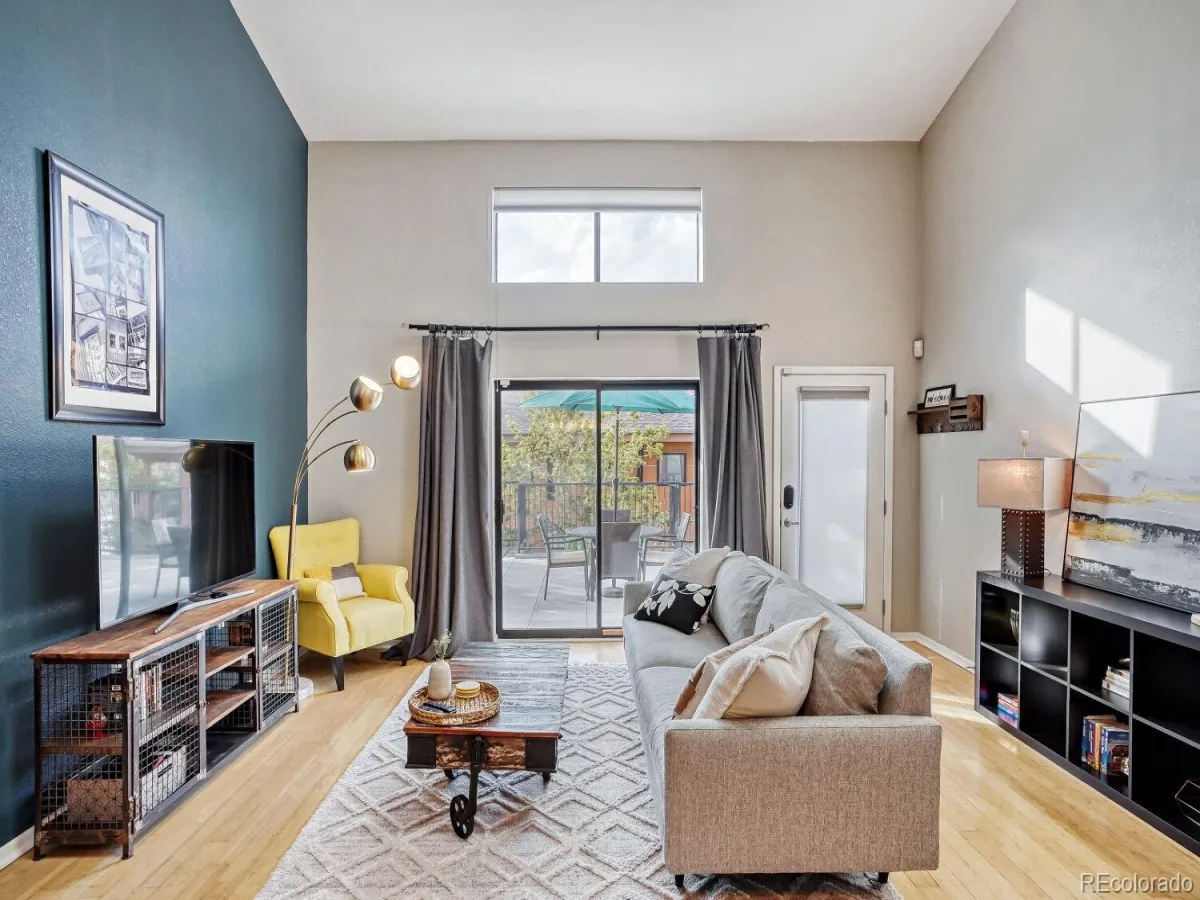 04032026185158 1200 10