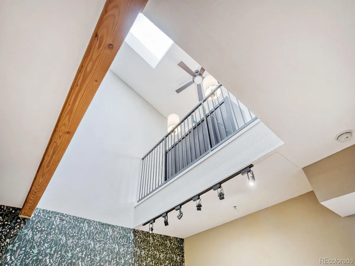 04032026185158 1200 17